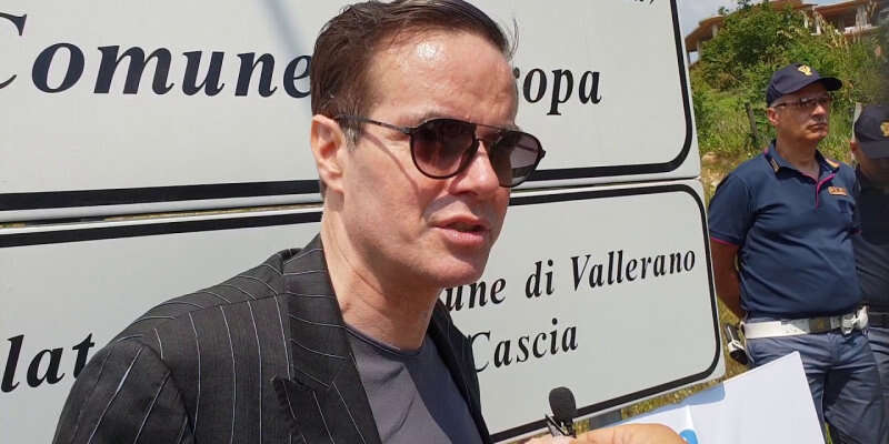 'NDRANGHETA: KLAUS DAVI, 'OMICIDI BARCHETTA E MARAFIOTI SONO COLLEGATI'