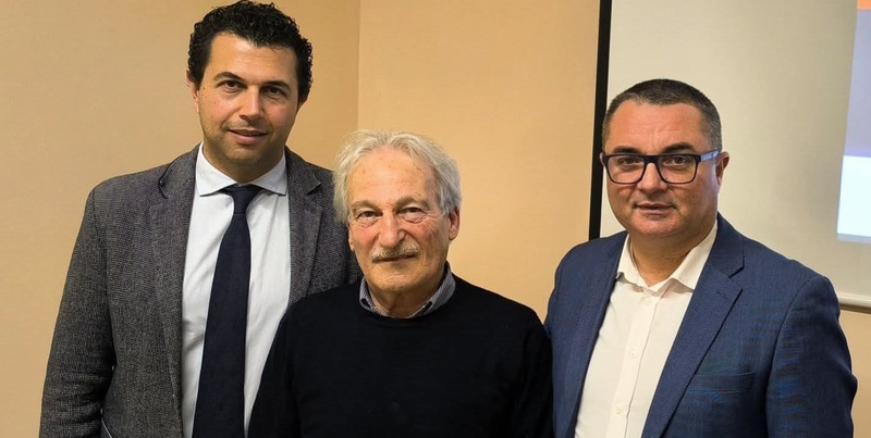 https://www.radiovenere.net:443/UserFiles/Articoli/1ARTICOLI-NUOVA/BOVALINO/FdIBovalino-Luigi-Greco-Domenico-Vadala-Bruno-Squillaci