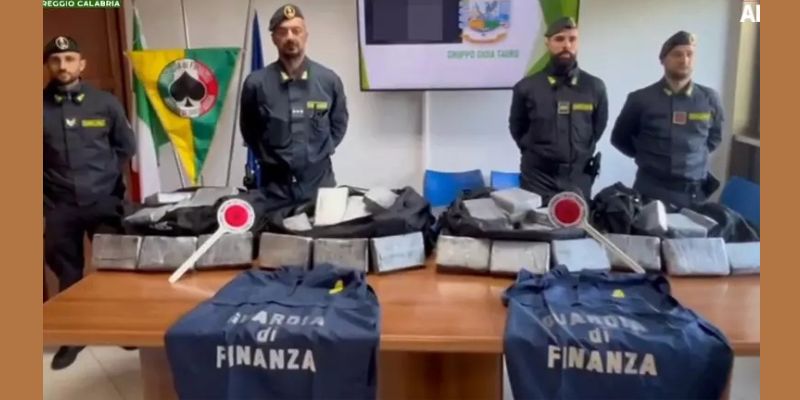 Sequestrati 248 chili di cocaina