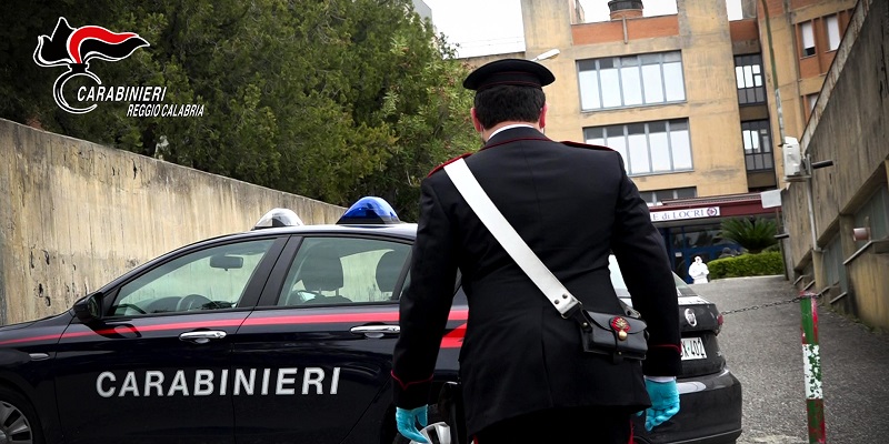 https://www.radiovenere.net:443/UserFiles/Articoli/1ARTICOLI-NUOVA/LOCRI/carabinieri-locri