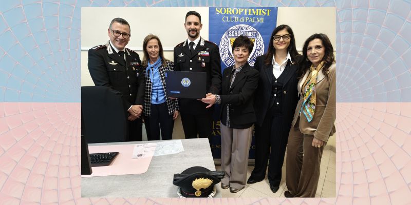 Palmi, rafforzata la rete contro la violenza di genere: consegnato il kit portatile