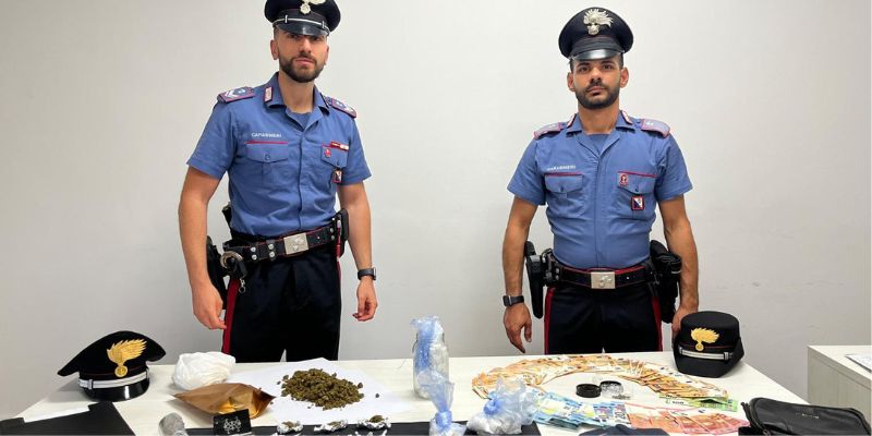 https://www.radiovenere.net:443/UserFiles/Articoli/1ARTICOLI-NUOVA/REGIONE-CALABRIA/Carabinieri-Reggio