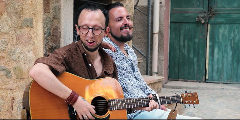 “Sera di Mezza Estate”: Shark&Groove omaggiano i figli di una Calabria che si spopola