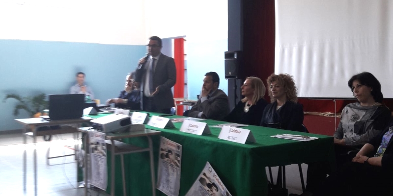 https://www.radiovenere.net:443/UserFiles/Articoli/eventi/nuova-calabria-convegno-bullismo