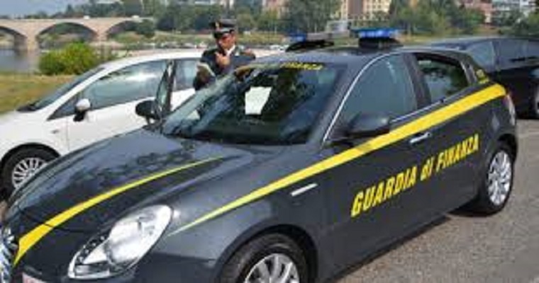 https://www.radiovenere.net:443/UserFiles/Gallery/Carabinieri/GDF/FINANZA800x400.jpeg