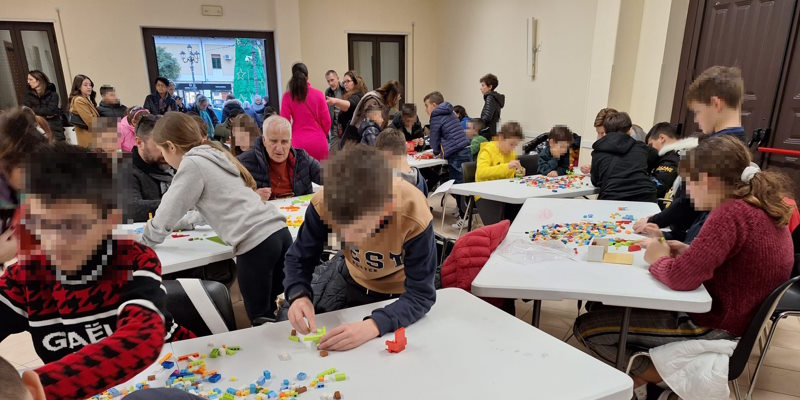 Parrocchia e Siamo Bovalino insieme per “Costruiamo il nostro Natale”