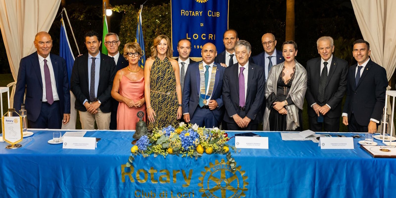 Passaggio delle Consegne al Rotary Club di Locri. Nuovo Presidente l'avvocato Roberto Trimboli