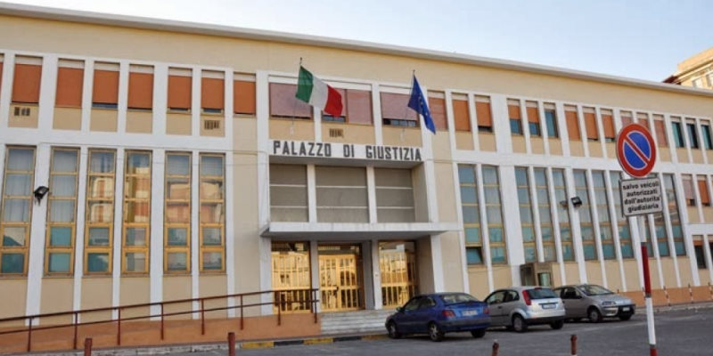 https://www.radiovenere.net:443/UserFiles/Articoli/1ARTICOLI-NUOVA/LOCRI/Tribunale-Locri