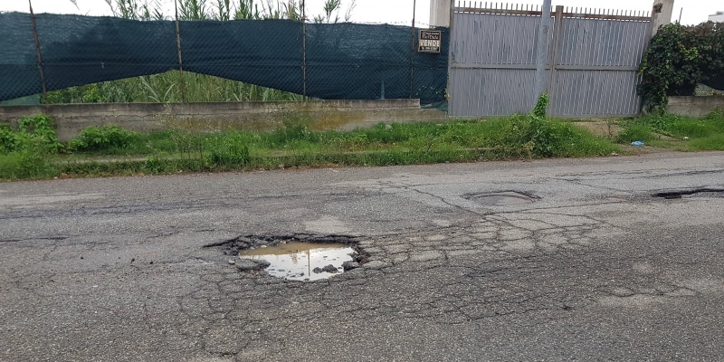 Bovalino: i capogruppo di minoranza scrivono al Sindaco. Strade dissestate serve un intervento urgente