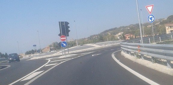 https://www.radiovenere.net:443/UserFiles/Articoli/comuni/rotatoria