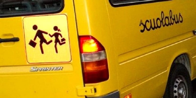 https://www.radiovenere.net:443/UserFiles/Articoli/comuni/scuolabus-bovalino
