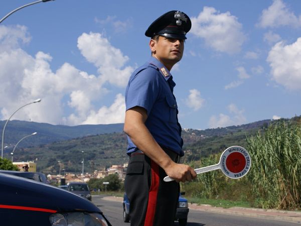Sorpresi alla guida senza mai aver conseguito la patente 3 persone denunciate dai Carabinieri