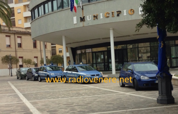 https://www.radiovenere.net:443/UserFiles/Articoli/cronaca/polizia-comunebovalino