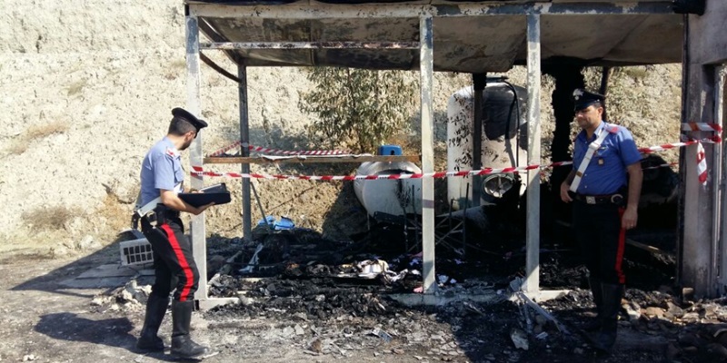 19enne di Caulonia arrestato, per incendio, dai Carabinieri