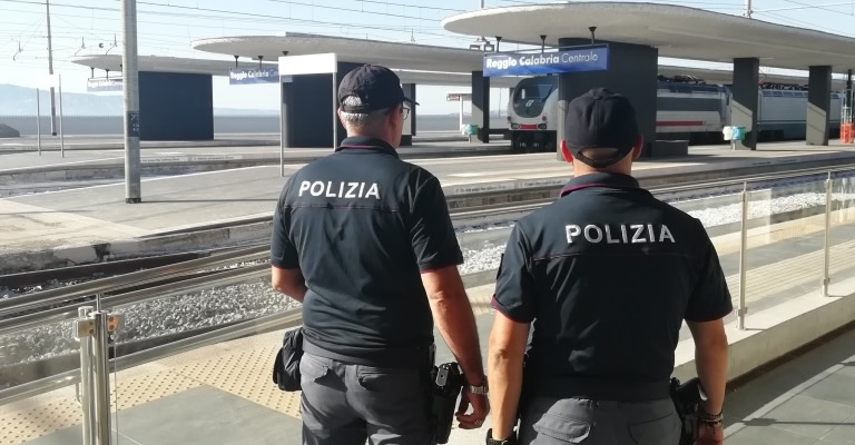 Calabria, potenziati i servizi Polfer a bordo dei treni durante il periodo estivo