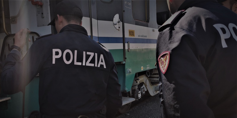 Atti oltraggiosi ad una capotreno: la Polizia Ferroviaria rintraccia e denuncia l’autore del reato