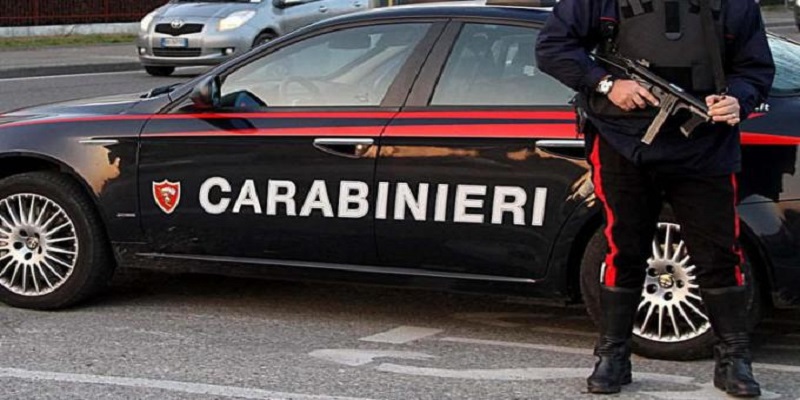 Roccella. I Carabinieri arrestano un latitante ed il suo fiancheggiatore