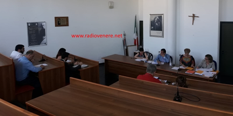 https://www.radiovenere.net:443/UserFiles/Articoli/politica/Bovalino-consiglio-comunale-18-6